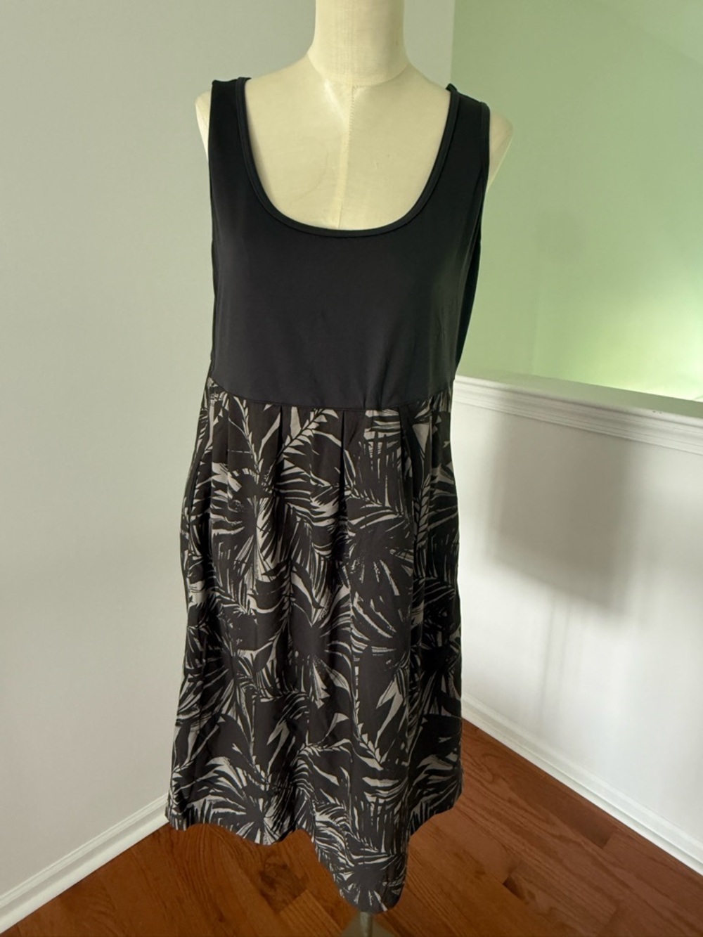 Columbia Omni-Shield Dress - Large